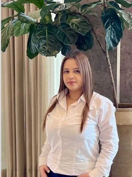 Lia Delphino Salles, enfermeira e especialista em estética avançada, na LDS Excellence